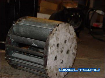 сделали 4 отверствия