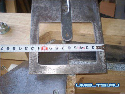 Приспособление для изготовления столярного шипа