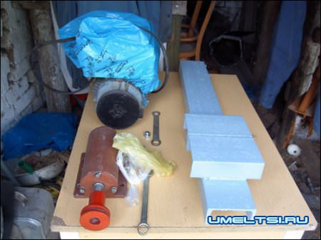 Отрезной станок по металлу