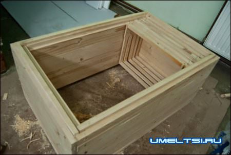 Деревянный улей из пенополистирольным утеплителем