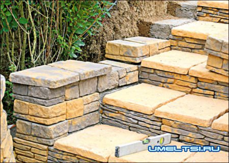 Строительство бетонной лестницы в саду ход работ