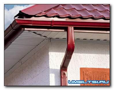 Подшивка карниза крыши Подшивка карниза крыши