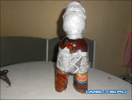 Гном из пластиковых бутылок своими руками