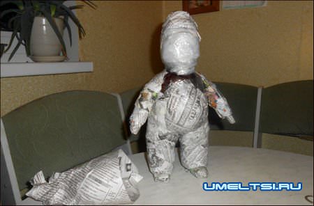 Гном из пластиковых бутылок своими руками