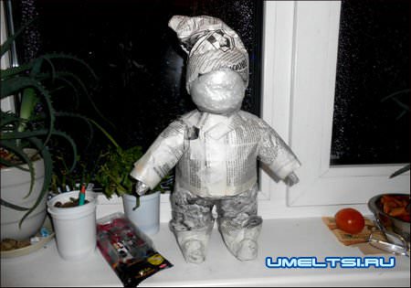 Гном из пластиковых бутылок своими руками