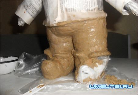 Гном из пластиковых бутылок своими руками