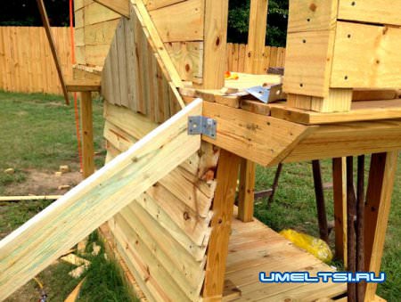 Детская площадка