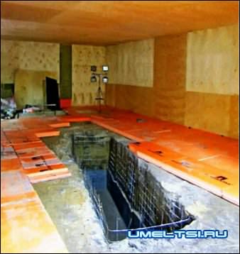 Автомобиль на даче