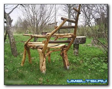 Садовая скамейка из веток Садовая скамейка из веток