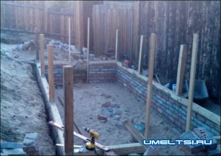 Как построить теплицу своими руками