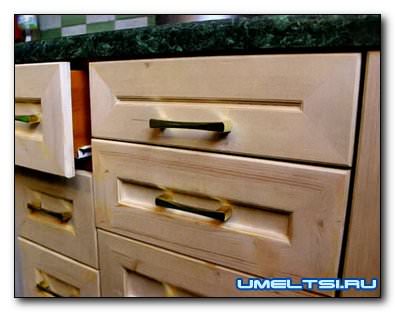 Деревянные фасады для кухни