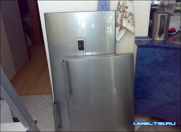 Как перевесить двери холодильника