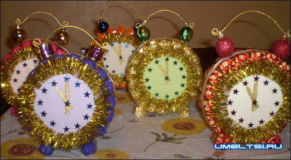 Новогодние часы своими руками
