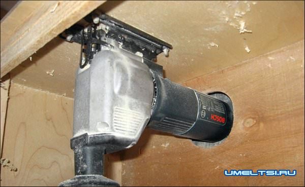 Станок лобзиковый