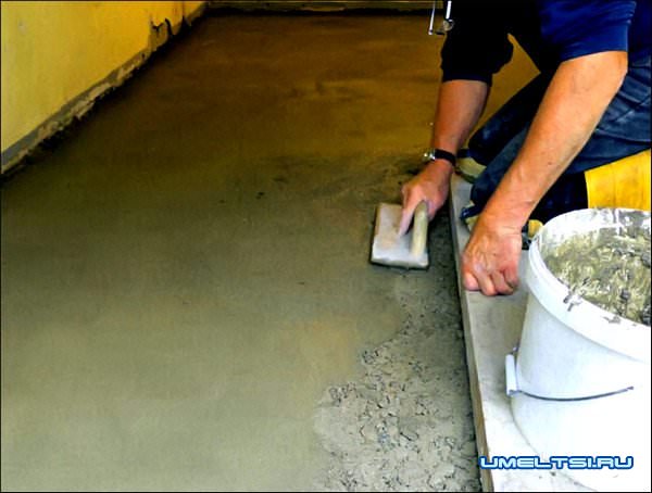 выровнять стены, потолок и пол