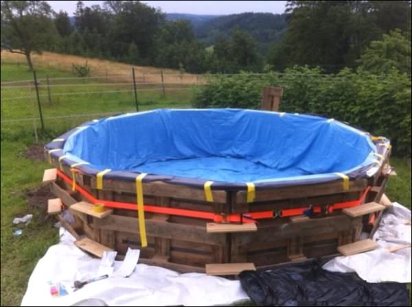 Бассейн из поддонов своими руками