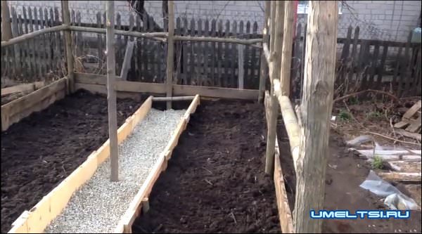 сделать парник своими руками