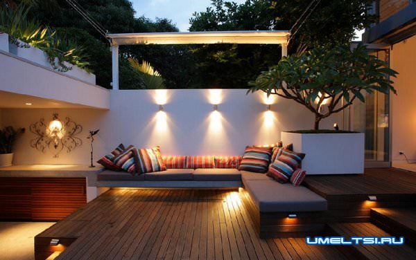 Освещение и уличная мебель
