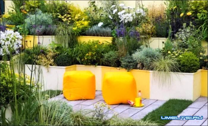 Садовый пуфик