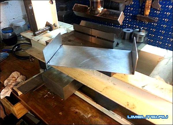 Алюминиевый защитный кожух для проводов Алюминиевый защитный кожух для проводов