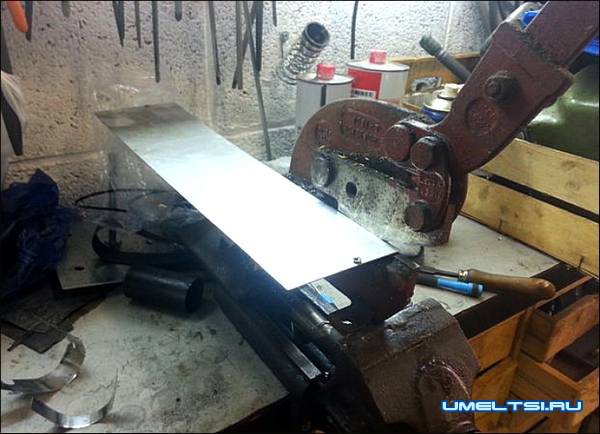 Алюминиевый защитный кожух для проводов Алюминиевый защитный кожух для проводов