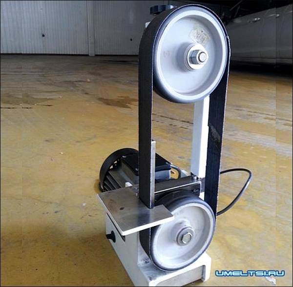 Устанавливаем колесо Устанавливаем колесо