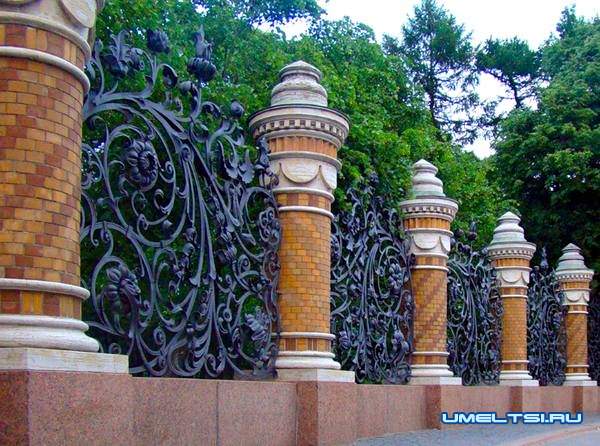 Кованые металлические заборы
