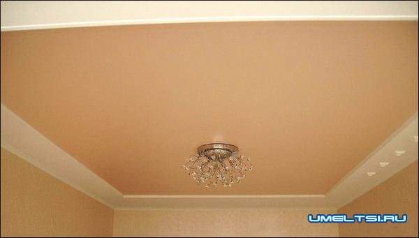 Как выбрать натяжные потолки