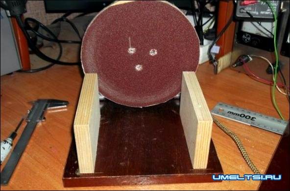простой шлифовальный станок-сборка