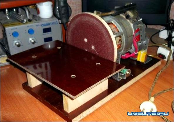 простой шлифовальный станок-сборка