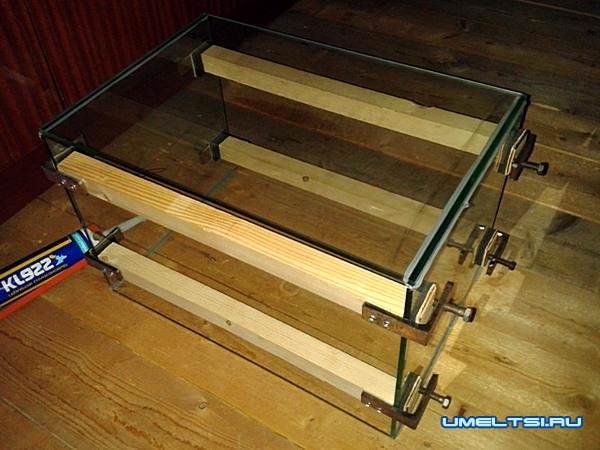 Аквариум своими руками. Приспособление для клейки: