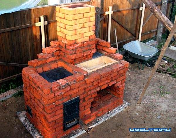 Примеры мангалов из кирпича: фото