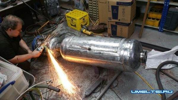 Коптильня из газовых баллонов своими руками Коптильня из газовых баллонов своими руками