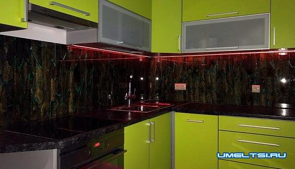 кухонный фартук из эпоксидной смолы