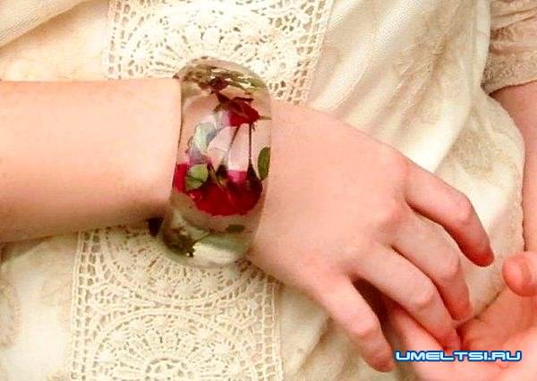 браслет из эпоксидной смолы