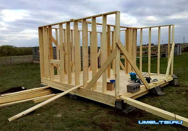 недорогой каркасный домик на дачном участке-фото недорогой каркасный домик на дачном участке-фото