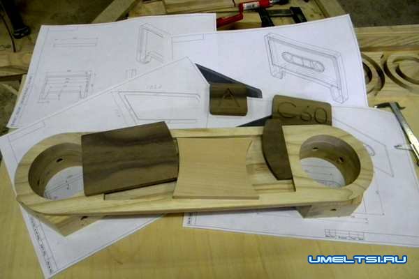 журнальный столик в виде кассеты журнальный столик в виде кассеты