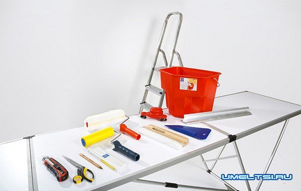 Как правильно и быстро поклеить обои Как правильно и быстро поклеить обои