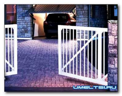 Какие ворота выбрать для частного дома?