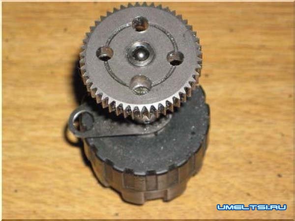 Ветрогенератор из шуруповерта - фото Ветрогенератор из шуруповерта - фото