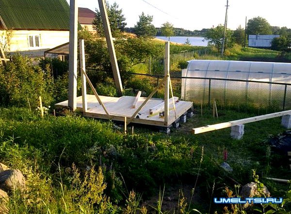 Как построить деревянную беседку