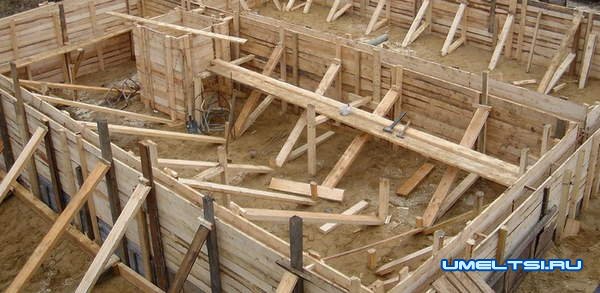 Как сделать опалубку для фундамента Как сделать опалубку для фундамента