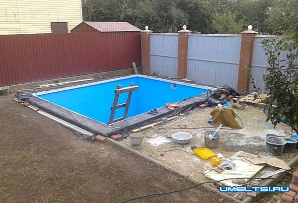 Как построить домашний бассейн