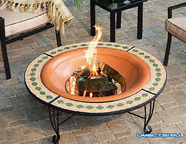 кострище на загородном участке