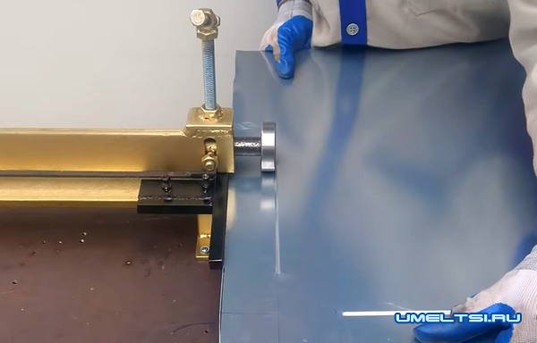 Станок для декоративного тиснения Станок для декоративного тиснения