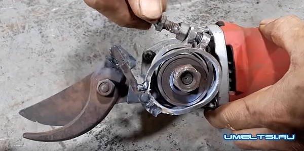 Электроножницы по металлу из болгарки Электроножницы по металлу из болгарки