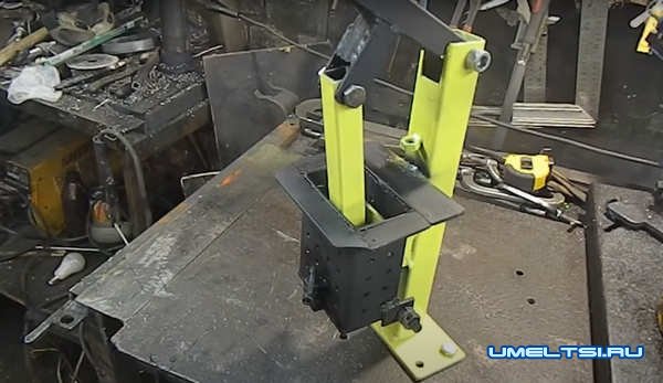 станок для изготовления топливных брикетов