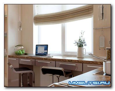 окно на кухне в ее дизайне