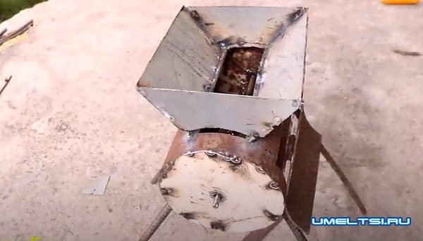 Приспособление для очистки кукурузы