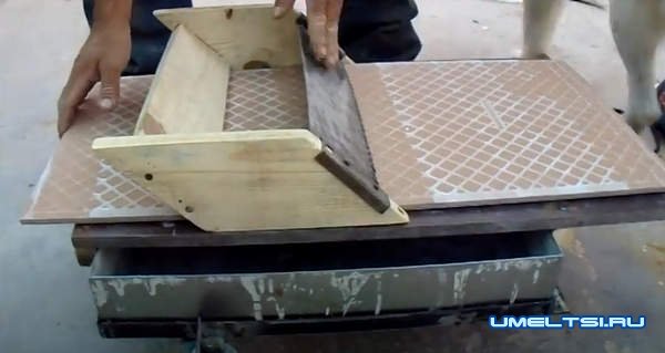 для быстрого нанесения клея на плитку